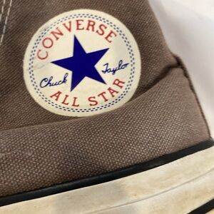 Converse gray High-Tops with White Sole. Juniors Used  size 5 good condition
